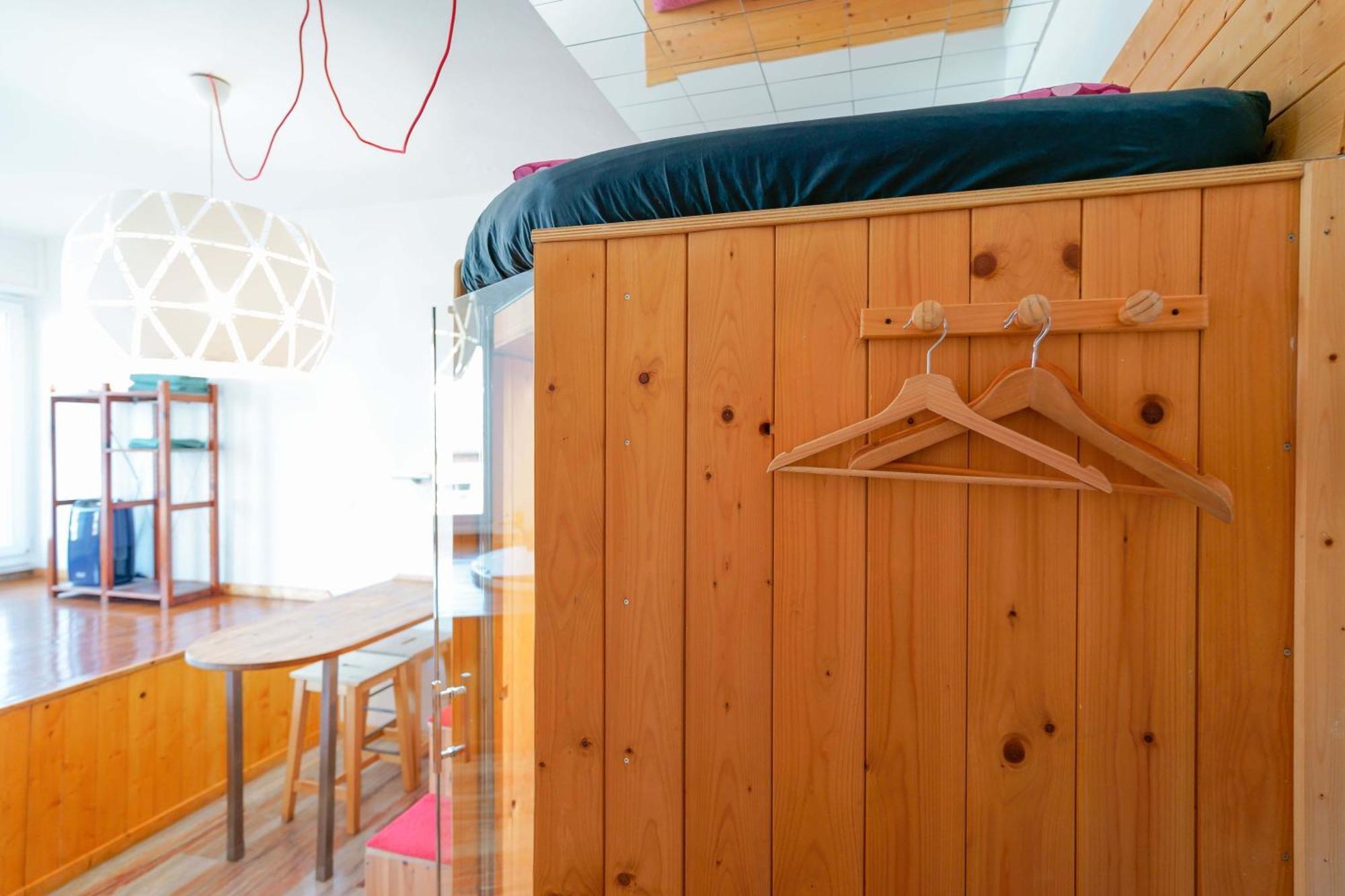 4Roomz — Photos 1